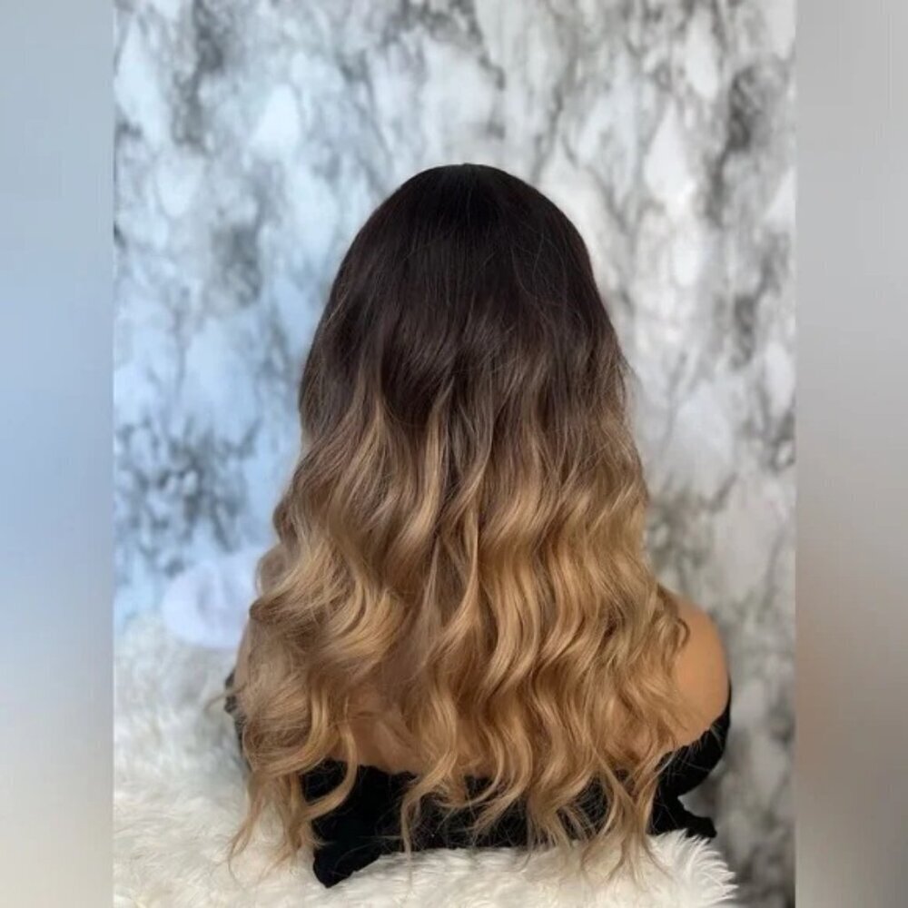 WIG - 16 Inch ombre Brown To Honey Blonde wave Short Wig  Human hair Blends - Picture 6 of 8
